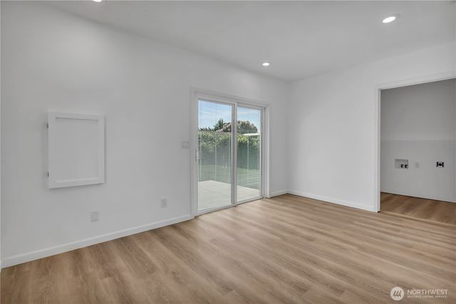 2516 S 70th Street, Tacoma, WA 98409