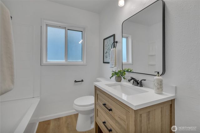 2516 S 70th Street, Tacoma, WA 98409