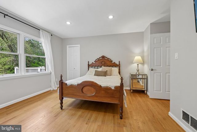 10410 GARY RD, Potomac, MD 20854