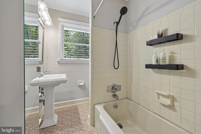 10410 GARY RD, Potomac, MD 20854