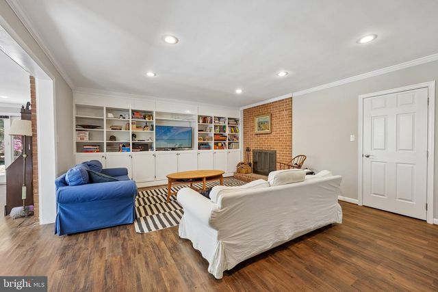 10410 GARY RD, Potomac, MD 20854