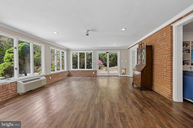 10410 GARY RD, Potomac, MD 20854