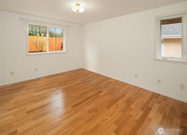 4309 7th Street Pl SE, Puyallup, WA 98374