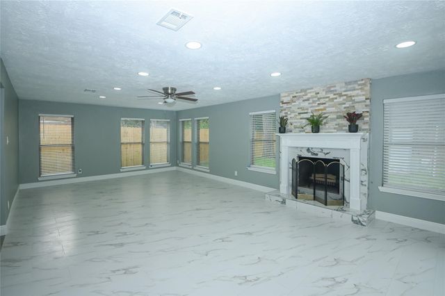 7522 Jackwood Street, Houston, TX 77074
