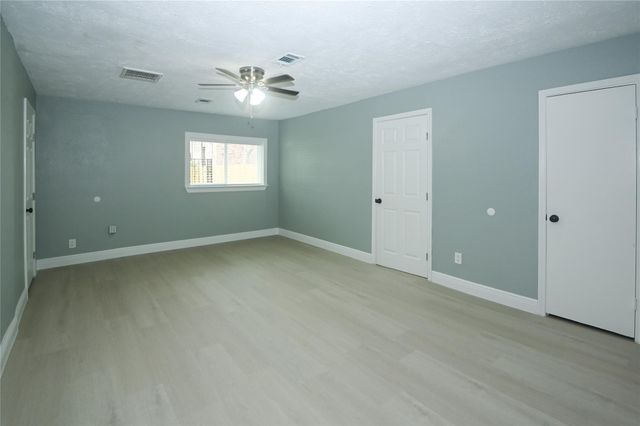 7522 Jackwood Street, Houston, TX 77074