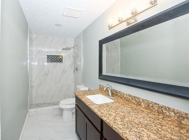 7522 Jackwood Street, Houston, TX 77074