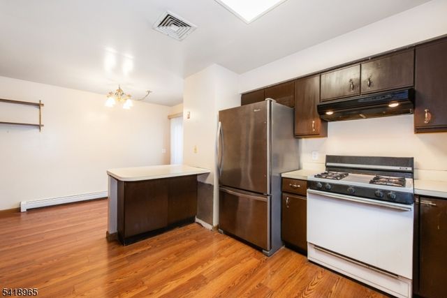 197 Fort Lee Rd, Teaneck Twp., NJ 07666