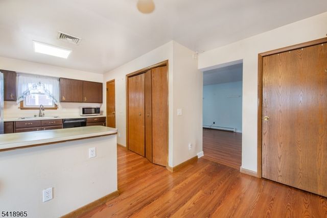 197 Fort Lee Rd, Teaneck Twp., NJ 07666