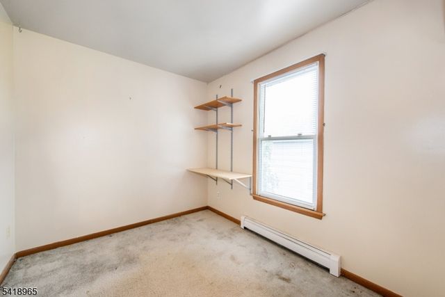 197 Fort Lee Rd, Teaneck Twp., NJ 07666