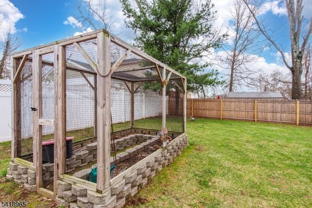 197 Fort Lee Rd, Teaneck Twp., NJ 07666