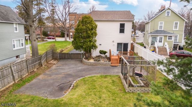 197 Fort Lee Rd, Teaneck Twp., NJ 07666