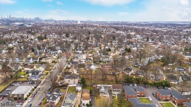 197 Fort Lee Rd, Teaneck Twp., NJ 07666