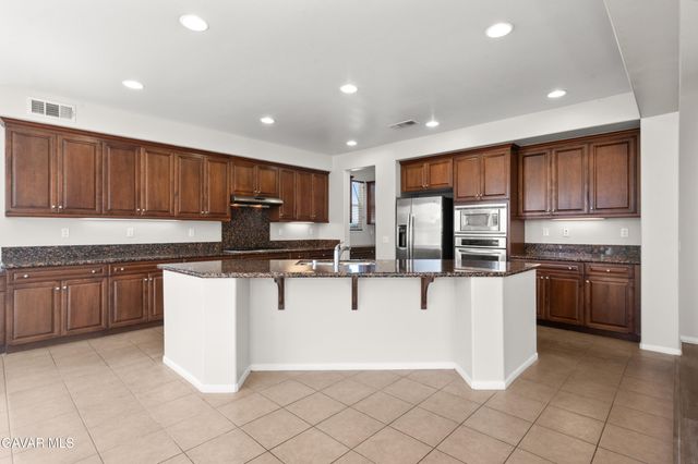 42437 W 71st Street, Lancaster, CA 93536