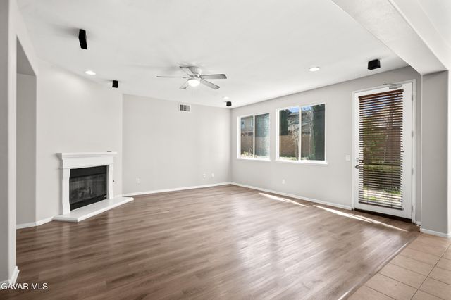 42437 W 71st Street, Lancaster, CA 93536