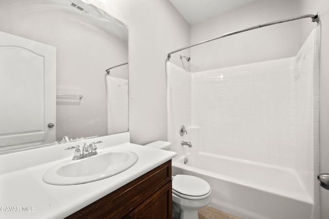 42437 W 71st Street, Lancaster, CA 93536