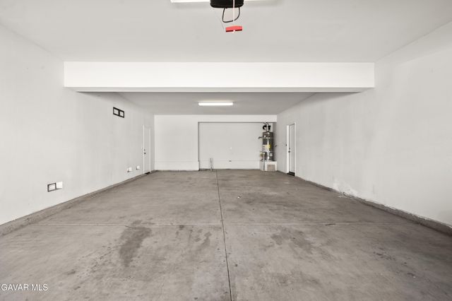 42437 W 71st Street, Lancaster, CA 93536