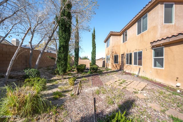 42437 W 71st Street, Lancaster, CA 93536