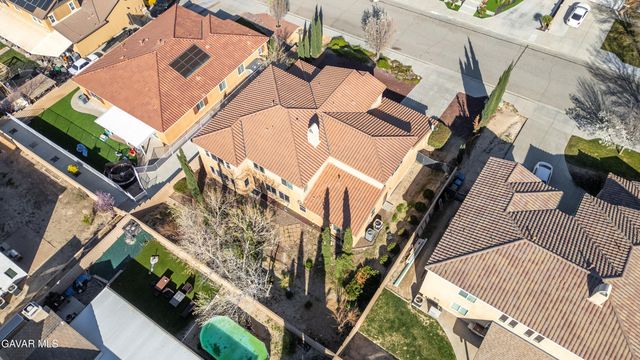 42437 W 71st Street, Lancaster, CA 93536