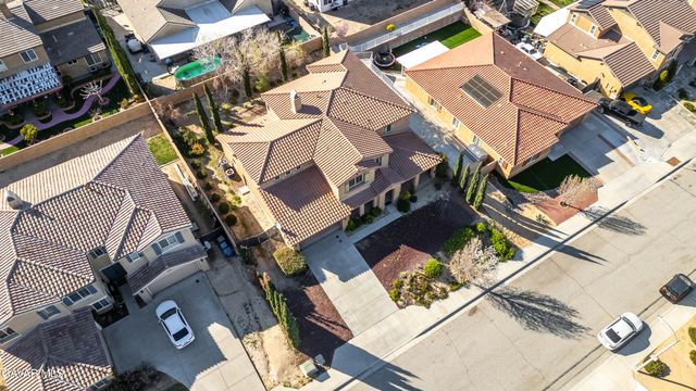 42437 W 71st Street, Lancaster, CA 93536