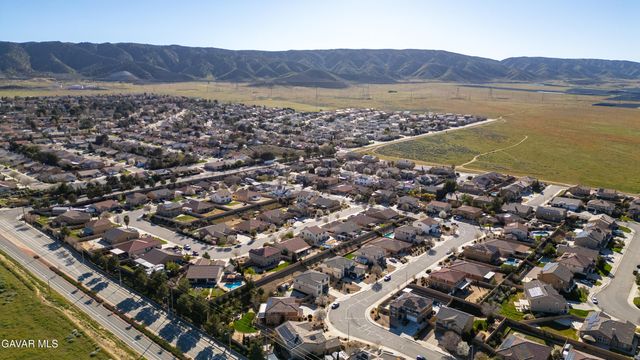 42437 W 71st Street, Lancaster, CA 93536