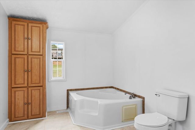 270 Falcon Circle, Chatsworth, GA 30705