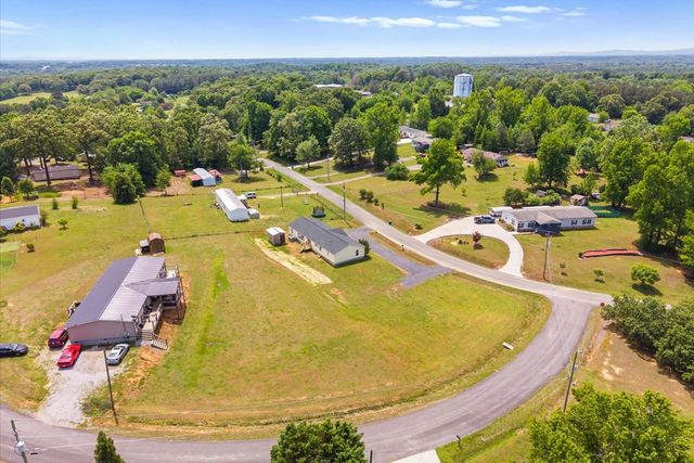 270 Falcon Circle, Chatsworth, GA 30705