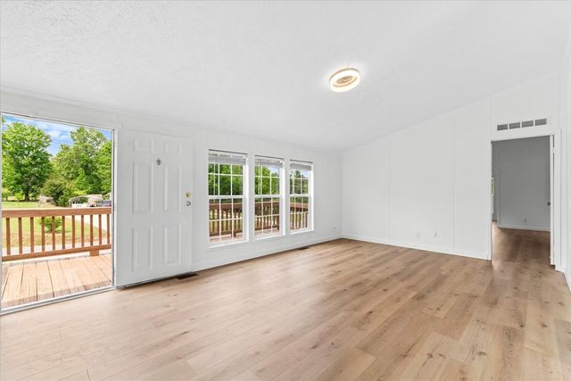 270 Falcon Circle, Chatsworth, GA 30705
