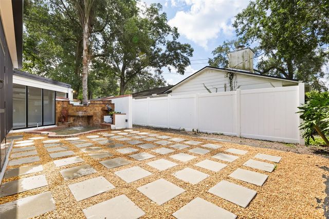 200 ALPINE STREET, Altamonte Springs, FL 32701