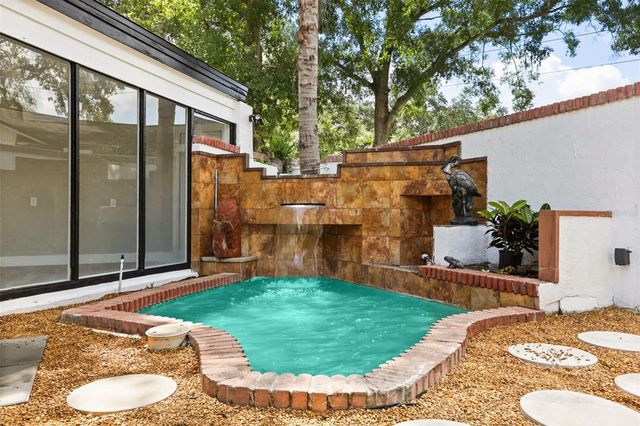 200 ALPINE STREET, Altamonte Springs, FL 32701