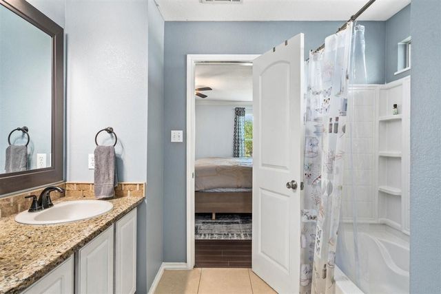 220 Wegstrom Street ST, Hutto, TX 78634