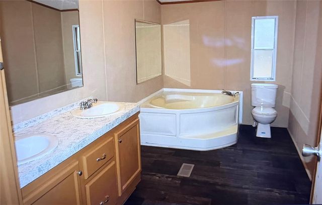 376 County Road 105, Nacogdoches, TX 75965