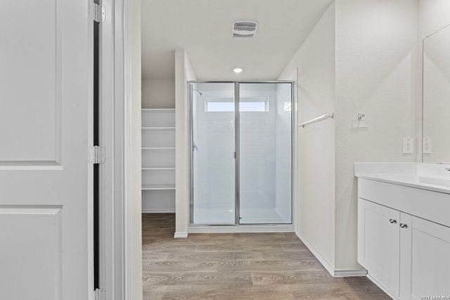 3112 Palm Springs, Seguin, TX 78155