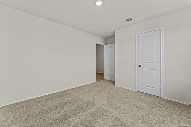 3112 Palm Springs, Seguin, TX 78155