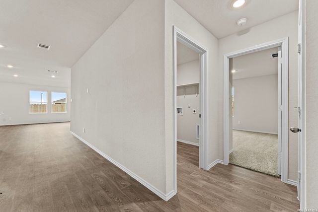 3112 Palm Springs, Seguin, TX 78155