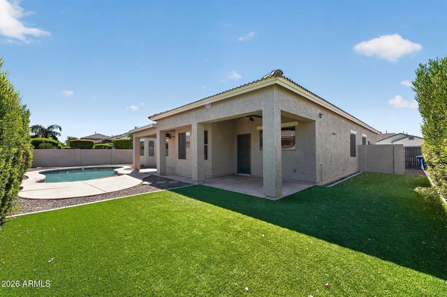 48 E ELGIN Street, Gilbert, AZ 85295