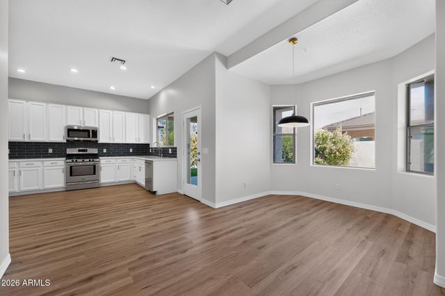 48 E ELGIN Street, Gilbert, AZ 85295