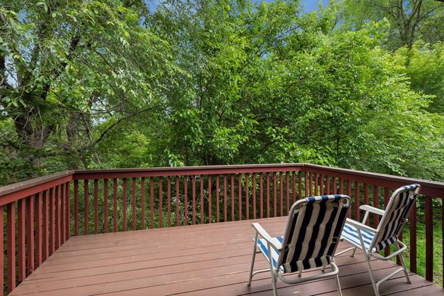 2700 Kyle Avenue N, Golden Valley, MN 55422