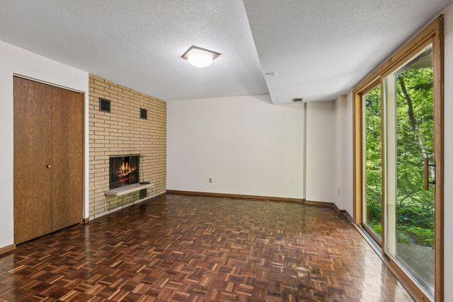 2700 Kyle Avenue N, Golden Valley, MN 55422