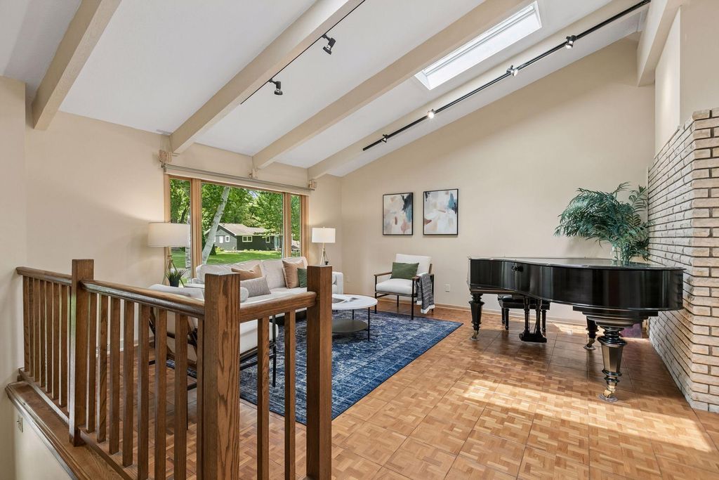 2700 Kyle Avenue N, Golden Valley, MN 55422 — photo 5