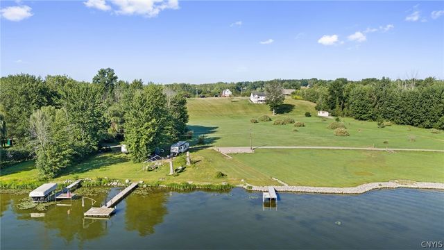 413 Fire Lane 14, Cato, NY 13080