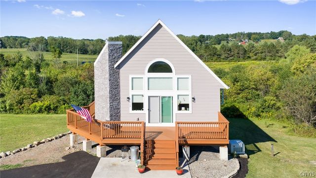 413 Fire Lane 14, Cato, NY 13080