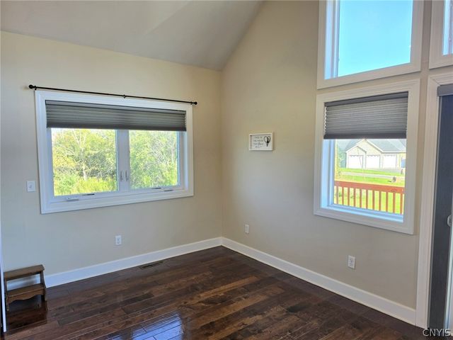 413 Fire Lane 14, Cato, NY 13080