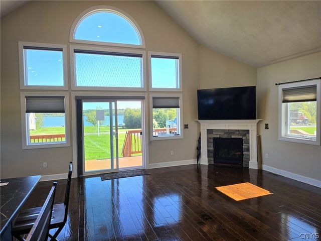 413 Fire Lane 14, Cato, NY 13080