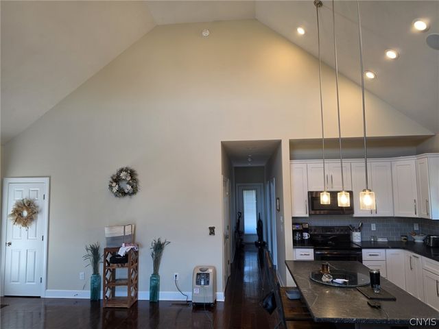 413 Fire Lane 14, Cato, NY 13080