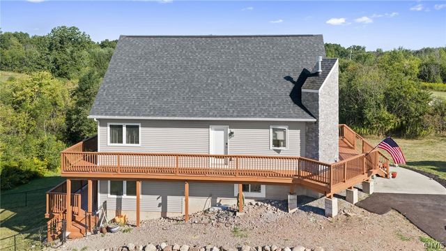 413 Fire Lane 14, Cato, NY 13080