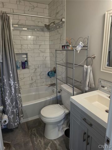 413 Fire Lane 14, Cato, NY 13080