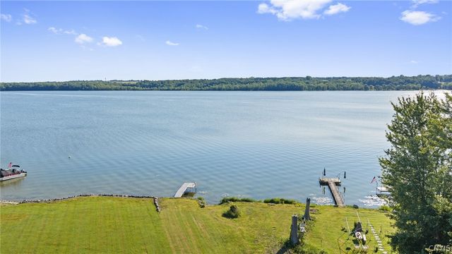 413 Fire Lane 14, Cato, NY 13080