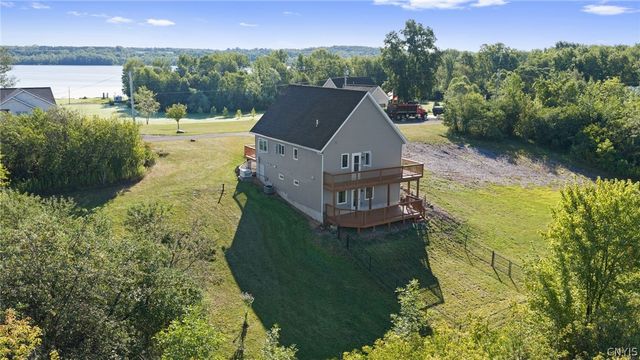 413 Fire Lane 14, Cato, NY 13080