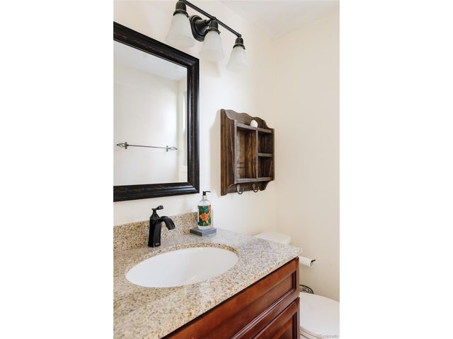 12 Manzanita, Littleton, CO 80127