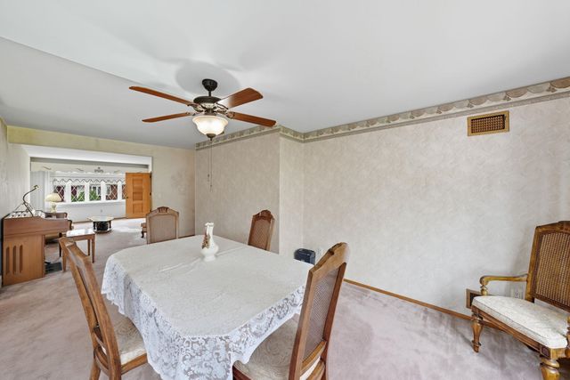 678 9TH ST, Secaucus, NJ 07094